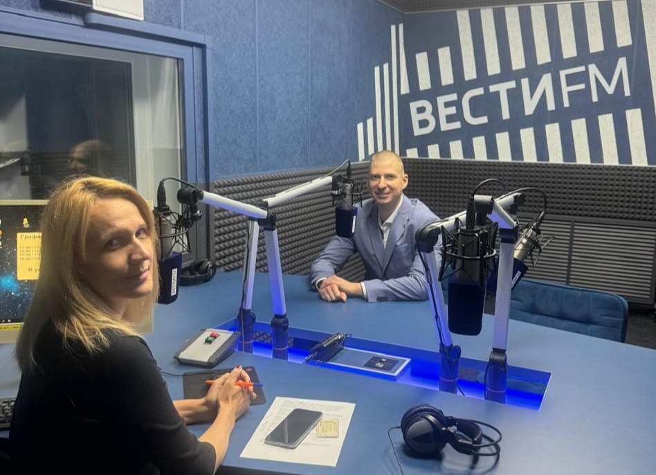 Михаил Попов