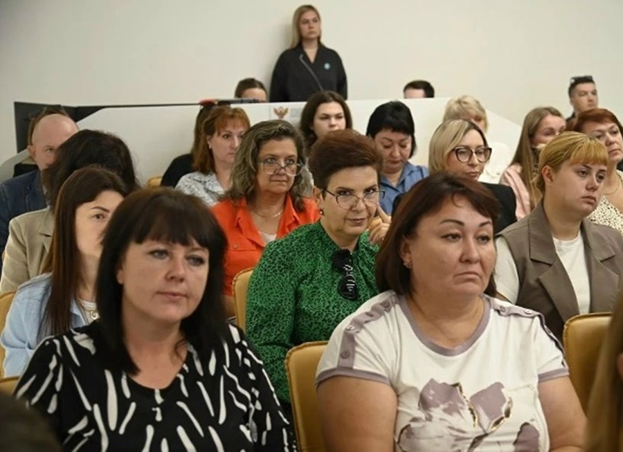 Фото Минобрнауки края